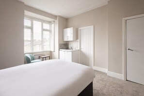 Clifton Studio 2, Darlington - Host & Stay