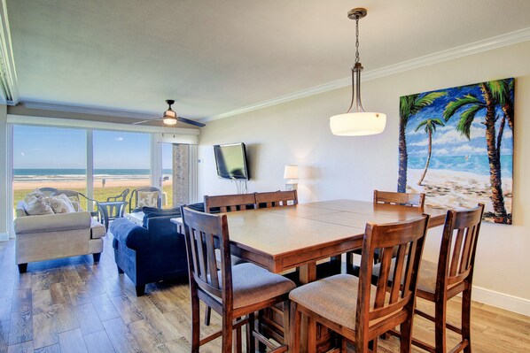Dining Room/Living Room
