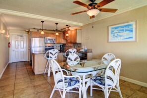 Dining Room/Kitchen