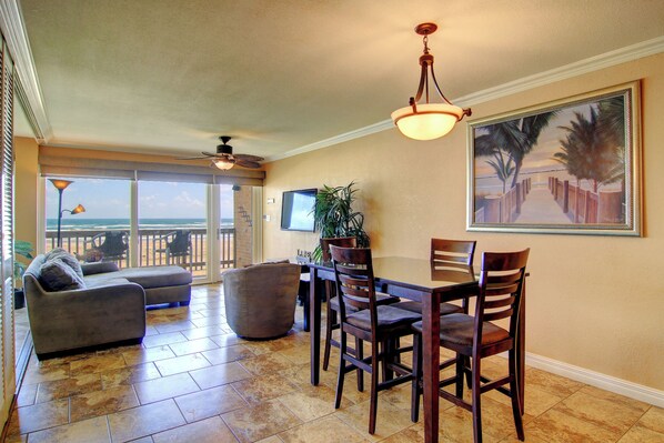 Dining Room/Living Room
