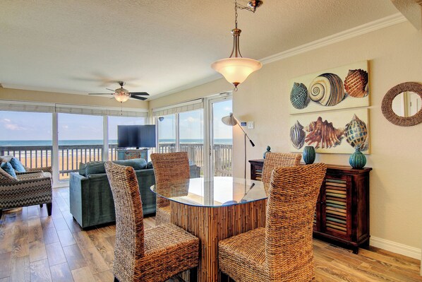 Dining Room/Living Room