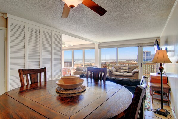 Dining Room/Living Room