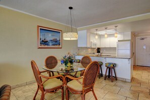 Dining Room/Kitchen