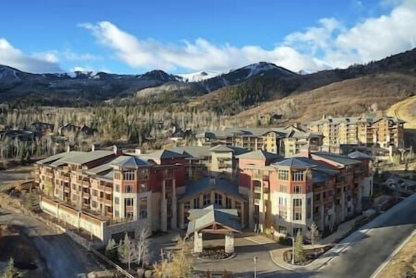 Sunrise Lodge Resort