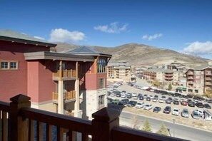Sunrise Lodge Resort