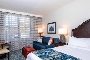 3-Bedroom Marriott Timber Lodge Bedroom