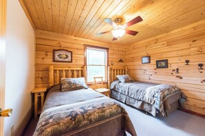 Second Bedroom 

Two Twin Beds.  All the bedding is provided for both bedrooms. 