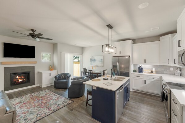Living area, kitchen, and dining (1)