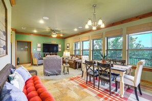 Dining Room | Upper Level | Board Games | Free WiFi