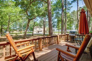 Private Deck | Outdoor Dining | Lake View | Self Check-In