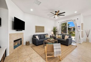 Indio Oasis: Pool, Pickelball, Golf & Tennis Court by Rather Be Properties
