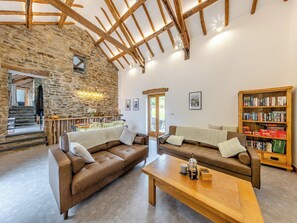 Living room/dining room | Ty Carreg, Southgate, near Aberystwyth