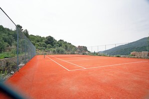 Sport court