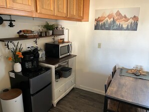 Kitchenette offers microwave, coffee, fridge, toaster, hot plate and basics.