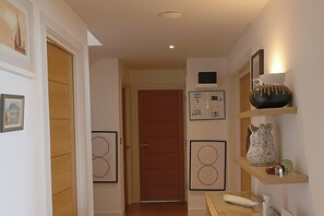 SLR-98 Beach Penthouse · Spectacular 4 BR Beachfront Penthouse (5448)