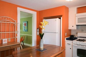 Island for additional counter space for prepping your delicious meals!