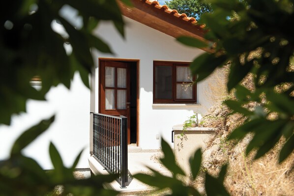 Extra entrance to the twin room at the back of the house.