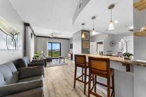 3-web-or-mls-15100-front-beach-rd-1217