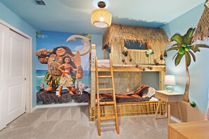 Moana themed bunk bedroom