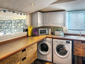 Kitchen | Osokozy Cottage, Shrawley, near Worcester