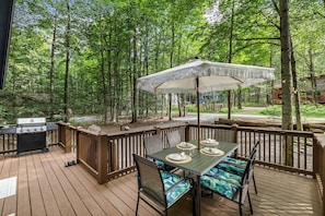 Pocono Lake Rental - Deck with BBQ grill, outdoor table, umbrella and seating