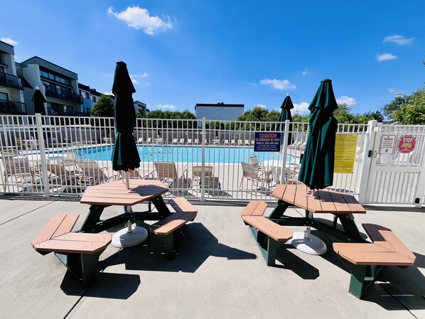Community Pool & Seating