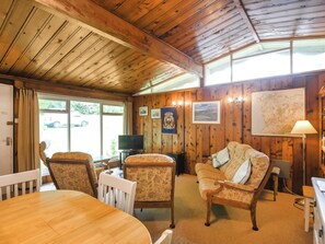 Open plan living space | Ty Bedwen, Dinas Mawddwy 