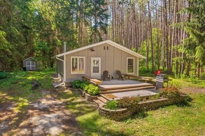 Spacious decking area with brand new gas grill