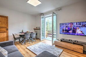 Living and dining room