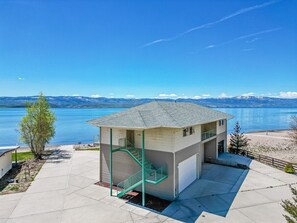 Wake up to this! Breathtaking views of Bear Lake!