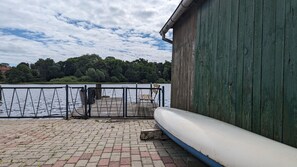 Blick vom Steg auf den Malchower See