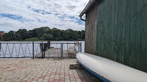 Blick vom Steg auf den Malchower See