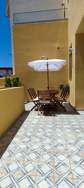 Mesa no exterior