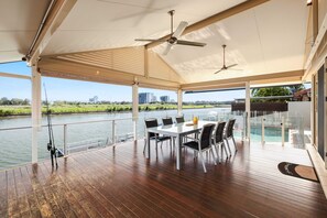 Patio & Balcony