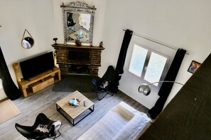 Gites Terra di a Bravona - Appartement Henri Salon