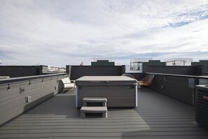 Rooftop Hot Tub