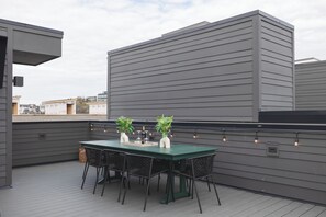 Rooftop dining