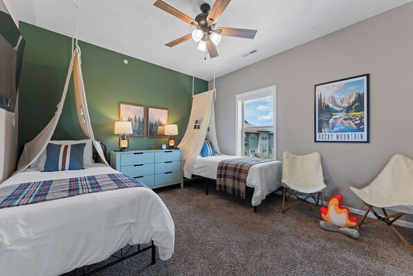 Bedroom 4 (Camping Room) 2 twin xl room with 50" TV
