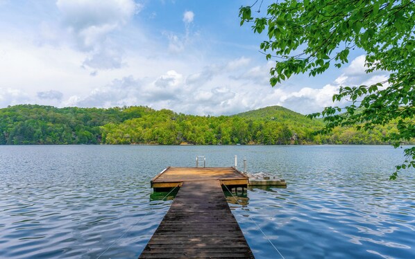 Idle Speed Cabin Rental - Private Dock