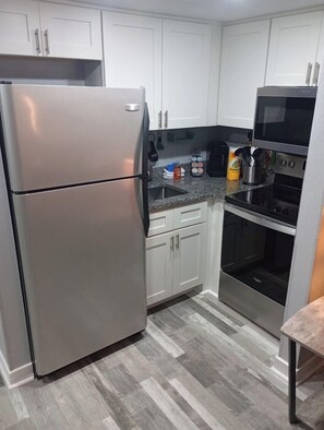 All cooking basics provided if you would like to stay in & enjoy home cooking!