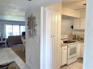 Kitchen 4