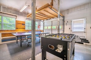 Spielezimmer