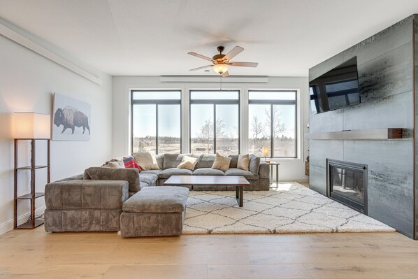 Fairplay Vacation Rental | 3BR | 3BA | Step-Free Entry | 2,000 Sq Ft