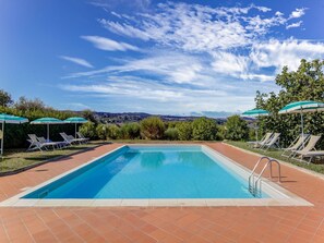 Holiday Home Swimming Pool