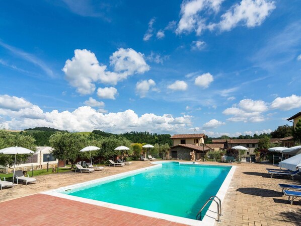 Holiday Home Swimming Pool