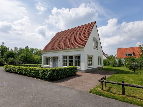 Holiday Home Exterior [summer]