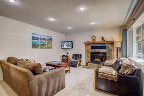 Living Room with Cozy Fireplace