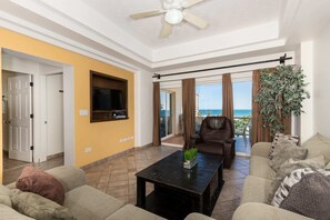TV with Streaming