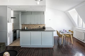 Private kitchenette