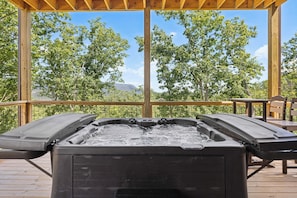 Bain à remous extérieur